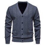 Gilet homme en tricoté col v doublé polaire cardigan chaud manches longues avec poches pour automne hiver ... Gilet homme en tricoté col v doublé polaire cardigan chaud manches longues avec poches pour automne hiver ...