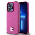 Coque de t�l�phone - dkny - iphone 15 pro - rose - monogramme en cuir - logo m�tal magsafe