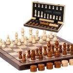 Jeu déchecs et dames en bois massif magnétique - Échiquier pliable avec rangement - double dame - idéal ... Jeu déchecs et dames en bois massif magnétique - Échiquier pliable avec rangement - double dame - idéal ...