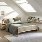 Lit en pin massif avec v�ritable cannage anna 140x200 + table de chevet cannage - bois naturel - terre ...