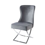 Lot 2 chaises salle � manger gabrielle capitonn�es velours gris pieds chrome 59x52x95cm
