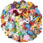 Lot de 60 �cussons brod�s de styles al�atoires � coudre ou � repasser. v�tements chapeaux autres cr�ations ...