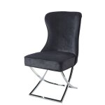 Lot 2 chaises salle � manger gabrielle capitonn�es velours noir pieds chrome 59x52x95cm