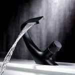 Mitigeur lavabo noir douchette acier inoxidable levier unique eau chaude et froide avec tuyaux inclus ... Mitigeur lavabo noir douchette acier inoxidable levier unique eau chaude et froide avec tuyaux inclus ...