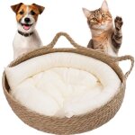 Panier doux pour animaux de compagnie dans un panier en osier avec coussin pour chien et chat