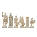 Pices dchecs stylises comme lempire romain crme et noir (roi 98 mm)