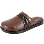 Sabot mdical homme en vritable cuir marron.
