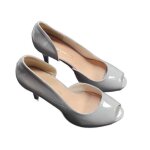 Escarpins - sergio leone - taille 40 - cuir �cologique - talon 10 cm - beige