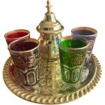Service � th� marocain artisanal : th�i�re de 350 ml avec plateau en laiton dor� grav� et 4 verres � ...