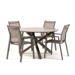 Set de jardin teo & dina avec table ronde �120 cm effet bois en spc et 4 chaises empilables en textil�ne ...