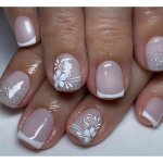 Set manucure pr�ts � poser 24 capsules + 5 accessoires french carr�s court r�utilisables lh originails ...