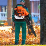 Souffleur de feuilles thermique 52cc 2 temps vent fort force souffleuse de feuilles à essence pour jardin ... Souffleur de feuilles thermique 52cc 2 temps vent fort force souffleuse de feuilles à essence pour jardin ...