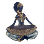 Statue dcoration vide poche femme avec panier inspiration voyage afrique 16x14cm