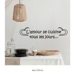 Sticker mural - lumal�a - citation lamour se cuisine tous les jours - noir - 17x73 cm