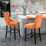 Tabourets de bar rembourr�s en velours contemporains avec d�coration tufted bouton et jambes en bois ...