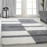 Tapis shaggy � poils longs pour salon design � carreaux doux et moderne tapis gris clair tapis 120 x ...