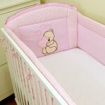 Tour de lit bébé 140 x 70 complet rose pour fille - lours avec un c?ur. Tour de lit bébé 140 x 70 complet rose pour fille - lours avec un c?ur.