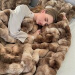 Vitata plaid en peluche ? polaire double face douce et chaude ? lavable en machine ? dégradé marron - ... Vitata plaid en peluche ? polaire double face douce et chaude ? lavable en machine ? dégradé marron - ...