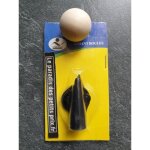 1 cochonnet de p�tanque en bois 3 cm environ + 1 aimant ramasse boule