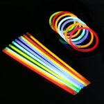 100pcs bâtons lumineux bracelet néon de bâtons lumineux pour la décoration de fête carnaval noël anniversaire ... 100pcs bâtons lumineux bracelet néon de bâtons lumineux pour la décoration de fête carnaval noël anniversaire ...