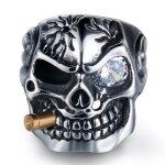 Bague de défense européenne et américaine pour hommes anneau en acier et titane tête de mort en diamant ... Bague de défense européenne et américaine pour hommes anneau en acier et titane tête de mort en diamant ...