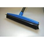 Balai coiffeur - balai à picots en caoutchouc avec manche en acier gainé 71 Balai coiffeur - balai à picots en caoutchouc avec manche en acier gainé 71