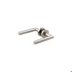 Poign�e de porte sur rosace inox - bec de cane - lc3 - vachette