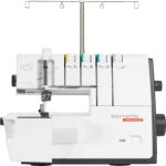 Machine  coudre - bernina - bernette b42 - point enveloppant - 4 fils - 3 aiguilles