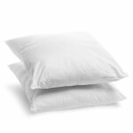 Lot de 2 oreillers ferme anti - acariens 60x60cm - traitement sanitized® antibactérien et anti - odeurs ... Lot de 2 oreillers ferme anti - acariens 60x60cm - traitement sanitized® antibactérien et anti - odeurs ...