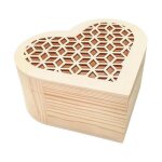 Boite à bijoux - ctop - coeur - bois ciselé - 15x145x7cm - a décorer et personnaliser Boite à bijoux - ctop - coeur - bois ciselé - 15x145x7cm - a décorer et personnaliser
