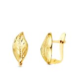 Boucles doreilles en or 18 carats diamants facett�s en forme de feuille de 13 mm.