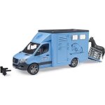 Camion bétaillère mercedes benz sprinter avec un cheval Camion bétaillère mercedes benz sprinter avec un cheval
