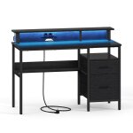 Bureau gaming avec tiroirs en tissu support d�cran lumi�res led 1351 x 551 x 901 cm multiprise 2 ports ...
