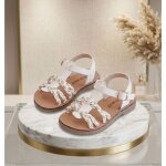 Chaussures - sandales - fille - cuir - blanc - dor� ? tress�es - fermeture boucle - du 26 au 30