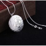 Collier pendentif m�daillon rond vintage avec cha�ne argent - sautoir - collier - mixte