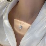 Collier - femme - trèfle à quatre feuilles - pendentif amovible - métal - 2 en 1 Collier - femme - trèfle à quatre feuilles - pendentif amovible - métal - 2 en 1