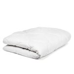 Couette 4 saisons - amazinggirl - 155x220 cm - polyester - blanc Couette 4 saisons - amazinggirl - 155x220 cm - polyester - blanc
