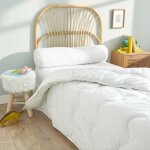 Couette blanrêve très chaude 140 x 200 cm gamme confort traité anti acarien soft & care Couette blanrêve très chaude 140 x 200 cm gamme confort traité anti acarien soft & care