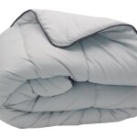 Couette temp�r�e gris clair - 2 personnes 240 x 260 - toutes saisons - mortreux