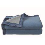 Couverture en 100% pure laine vierge 500g / m - myosotis / ciel - 240 x 300 cm Couverture en 100% pure laine vierge 500g / m - myosotis / ciel - 240 x 300 cm