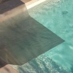Couverture solaire piscine gris silver - edenea - rectangle - 220x450 cm - 215 microns - recoupable