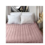 Couvre - lit en microfibre effet tresse 240 x 220 cm rose