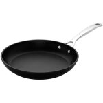Le creuset poêle anti - adhérente en aluminium forgé Ø 20 cm sans pfoa compatible avec toutes sources ... Le creuset poêle anti - adhérente en aluminium forgé Ø 20 cm sans pfoa compatible avec toutes sources ...