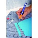 Cutter de précision - fiskars - softgrip - lame affutée - corps bi - matière - prise en main optimale ... Cutter de précision - fiskars - softgrip - lame affutée - corps bi - matière - prise en main optimale ...