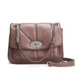 Sac � main bandouli�re - david jones - matelass� - vieux rose - fermoir tourniquet - 23x16x8 cm
