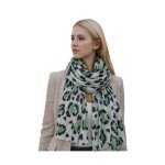 �charpe femme - foulard l�ger c?ur l�opard - 100% viscose - lavable � la main - vert