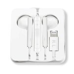 Écouteurs - apple - lightning - intra - auriculaire - kit mains libres - télécommande intégrée Écouteurs - apple - lightning - intra - auriculaire - kit mains libres - télécommande intégrée