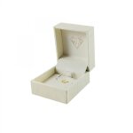 Ecrin luxe blanc pour collier ou boucle doreilles