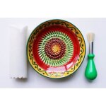 Ensemble d& 39 assiettes � r�pe 2733 c�ramique couleurs assorties (vert ou jaune) 1 jeu