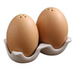 Ensemble de sali�re et poivri�re - ?ufs bruns - porcelaine - 3 pi�ces - support en c�ramique